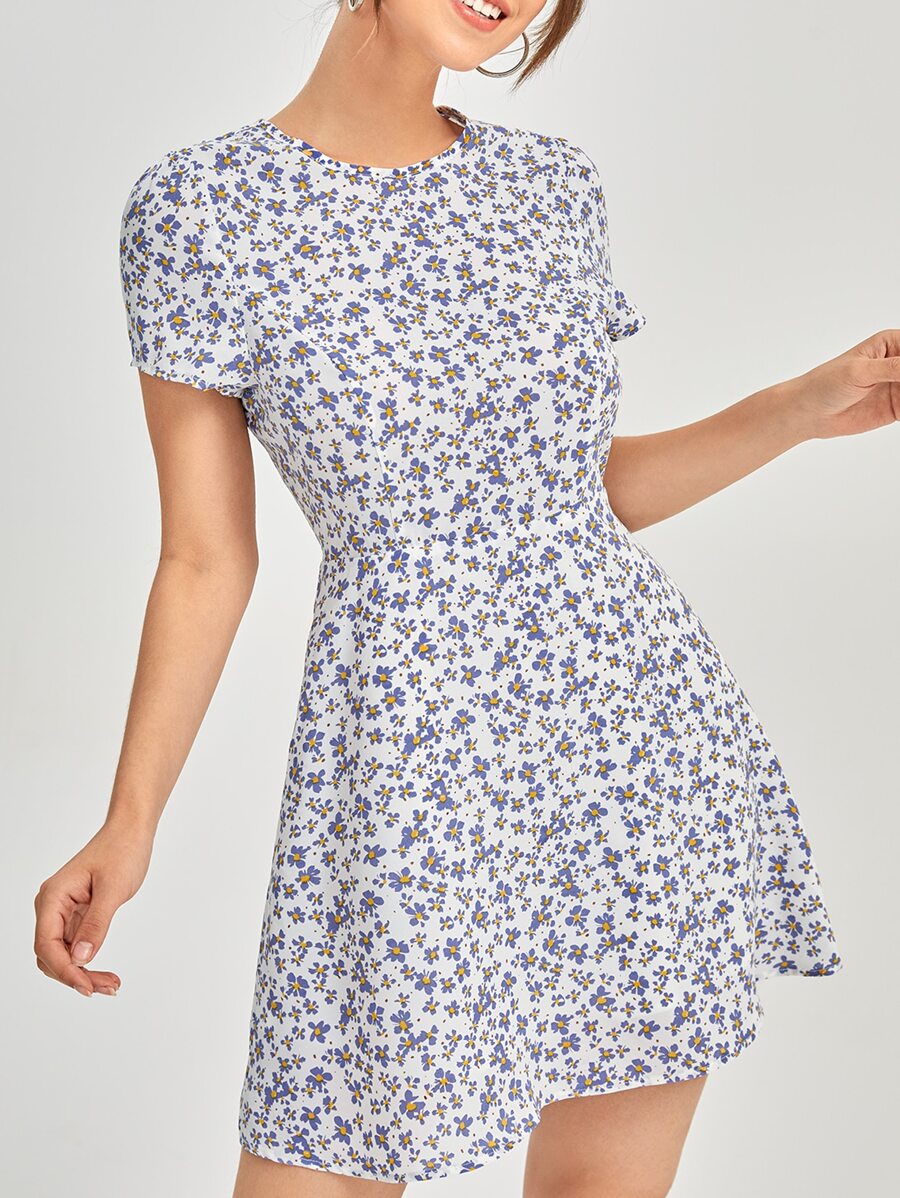 Soleia 印花傘狀下擺洋裝 - 彩色 - 查看 1