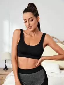 Yoga Basic Open Back Seamless Sports Bra - Black - View 1
