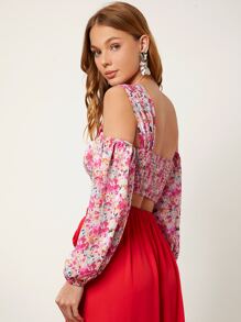 印花金屬圓環鏤空不對稱領燈籠袖短款上衣