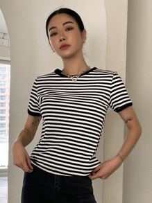 DAZY Camiseta Rayada Con Ribete De Contraste - Blanco y Negro - Ver 3