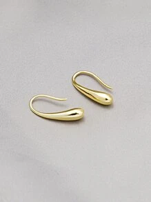 Minimalist Metal Earrings - Yellow Gold - View 2