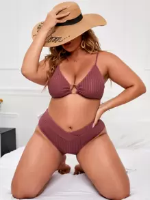SHEIN Swim Curve Plus Size Ribbed Knit Bikini Set O-Ring Linked Bra Top & High Waisted Bottom 2 Pieces Bikini Summer Beach - Redwood - View 1
