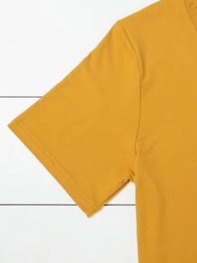 SHEIN LUNE 大碼標語圖案T恤 - 芥末黃 - 查看 3