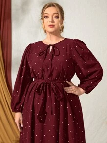 Mulvari 大碼波卡圓點燈籠袖繫帶領繫腰帶連衣裙 - 酒紅色 - 查看 3