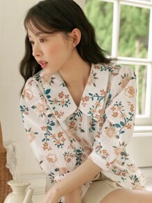 DAZY Camisa con estampado floral con bordado con ojal de manga farol