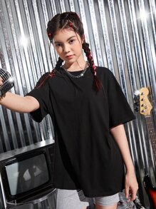 SHEIN Teen Girls Butterfly And Slogan Graphic Tee - Black - View 4