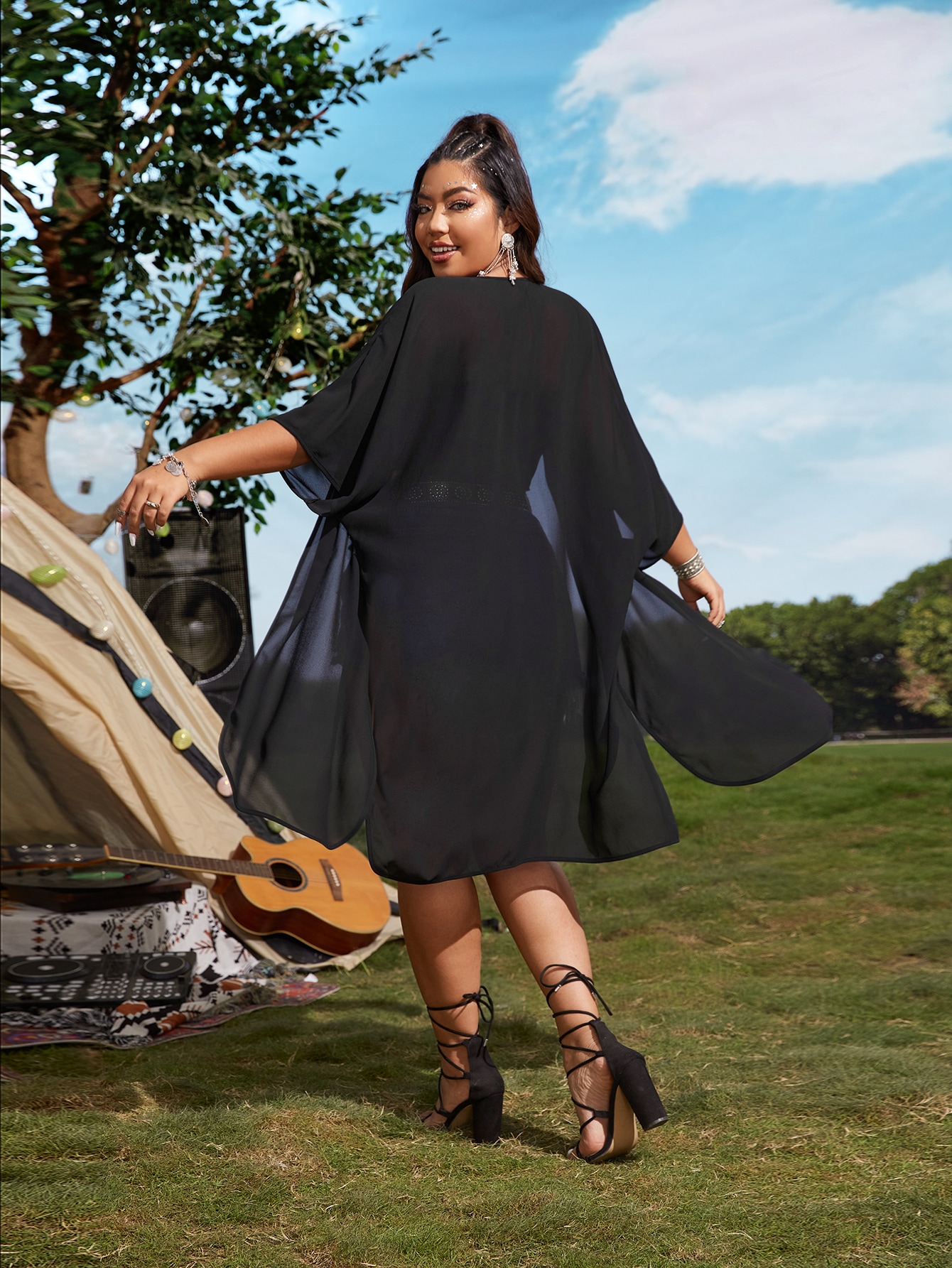 ohyeahlady Kimono Donna Pizzo Corto Taglie Forti Camicie da Notte Curvy Vestaglia Estiva Corta Lace con Cintura Accappatoio Morbido Abito da Notte Pigiama Costume Bagno Sleepwear Nero,XS-S