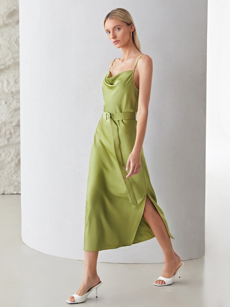 MOTF PREMIUM Vestido con cinturón con fruncido de satén - Verde Lima - Añade 3