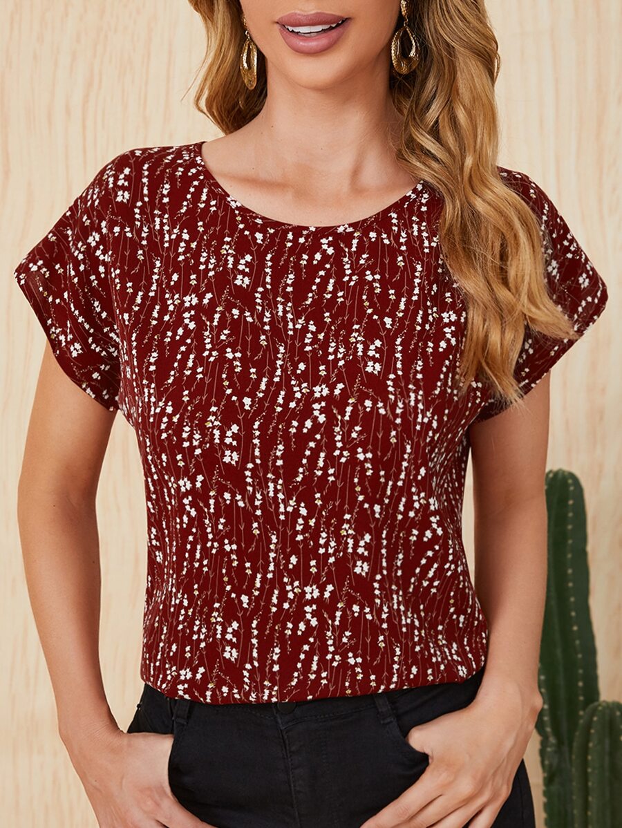 SHEIN LUNE Ditsy Floral Batwing Sleeve Blouse,Short Sleeve Tops - Red and White - View 1