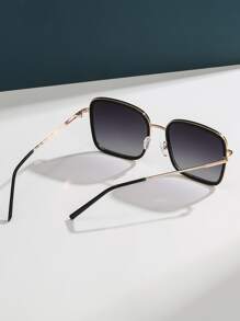 Kính thời trang gọng vuông lớn bằng kim loại, kiểu dáng unisex, thích hợp đeo hàng ngày cho kỳ nghỉ hè ở bãi biển, hoạt động ngoài trời và du lịch. - Nhiều màu - Xem 4