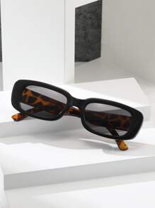 Acrylic Frame Tinted Lens Fashion Glasses