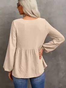 SHEIN LUNE Áo Peplum tay đèn lồng chi tiết nút Swiss Dot - Màu be - Xem 2