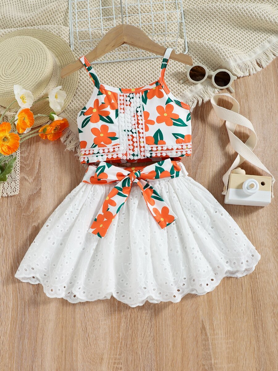 SHEIN Young Girl Floral Print Guipure Lace Panel Cami Top & Belted Schiffy Skirt