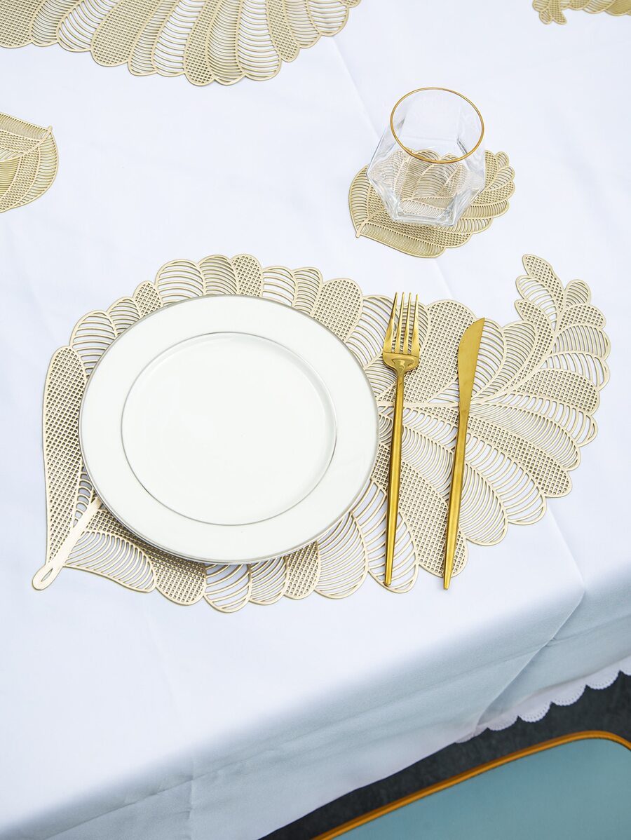 1pc Leaf Shaped Placemat & 1pc Coaster, Gold Hollow Leaf PVC Placemat And Coaster Set, For Home Decor - Gold - View 1