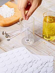 100入組雙面燭芯貼紙20mm可拆卸強力粘性燈芯支架適用於蠟燭DIY - 無色 - 查看 1