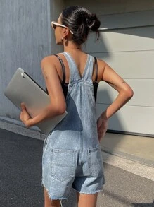 DAZY Raw Cut Denim Overall Romper Without Cami Top - أزرق فاتح - مشاهدة 2