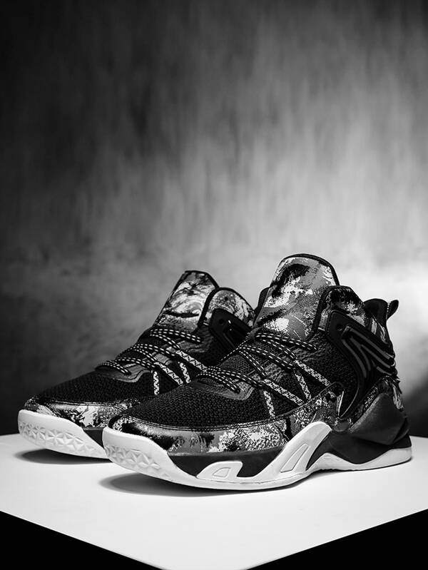 Men Graphic Lace-up Front High Top Basketball Shoes