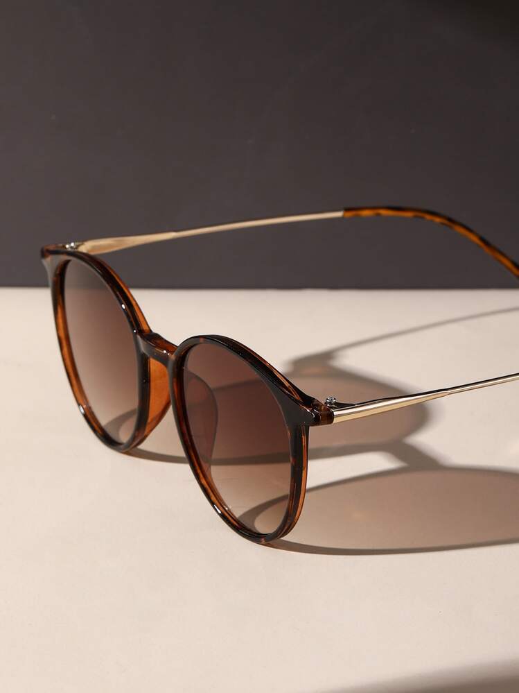1 Pair Women's Casual Plastic Leopard Print Round Glasses, Suitable For Tropical Beach Vacation, A Beach Accessory For Women, Can Be Matched With Sweaters, Jeans, Sweatpants, Hoodies, Jackets, Dresses, And Long-Sleeved Shirts, Fashionable And Versatile, Elegant And Suitable For Family Outings, Travel Vacations, Summer Beach Trips, Outdoor Activities, And More. - Brown - View 5