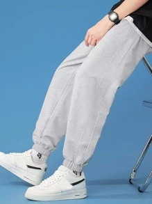 Manfinity Men Solid Slant Pocket Joggers - Light Grey - View 1