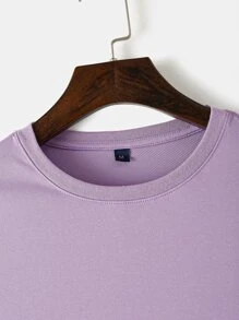 Manfinity 男士宇航員和字母圖形T恤 - 紫丁香色 - 查看 4