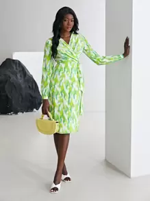 MOTF X Van Gogh INSPIRED 100% SILK SWIRL WRAP DRESS - Lime Green - View 2