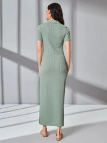Mulvari Solid Split Hem Fitted Dress - Mint Green - View 2