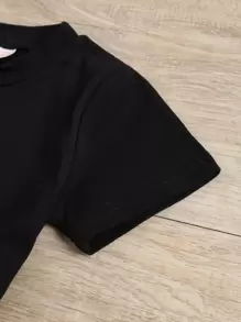 SHEIN Young Girl Round Neck Tee & Dual Pocket Belted Shorts - Multicolor - View 3