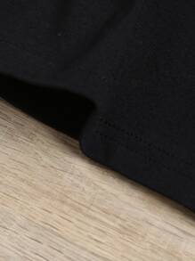 SHEIN Young Girl Round Neck Tee & Dual Pocket Belted Shorts - Multicolor - View 4