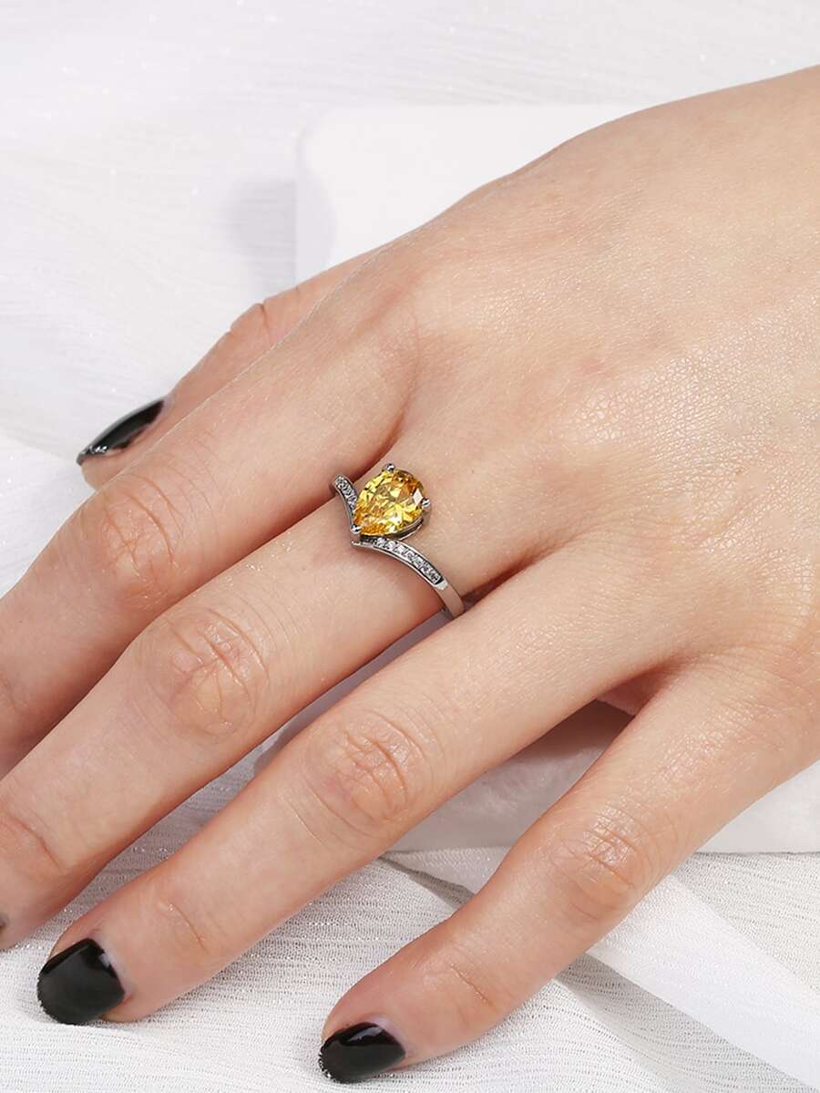 Anillo con diseño de circón de gota de agua - Plateado - Ver 1