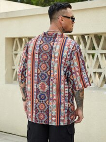 Manfinity Men Plus Geo & Striped Print Shirt - Multicolor - View 2