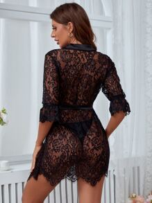 Bata con cinturón con encaje de pestaña sin bragas - Negro - Ver 2