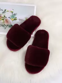 Minimalist Fluffy Bedroom Slippers