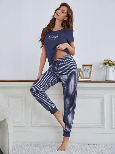 Eyelash Letter Graphic Tee Gestreepte Pants PJ Set Pajama Holiday Season view 3