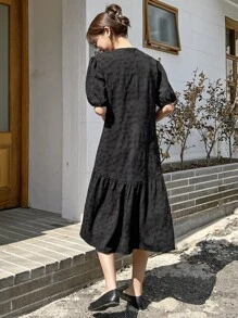 DAZY Vestido De Manga Abultada Con Estampado Floral Jacquard Y Dobladillo Con Volantes Y Diseño De Frunce - Negro - Ver 2