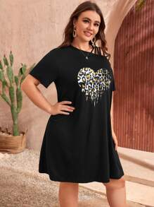 SHEIN LUNE Plus Heart Print Asymmetrical Neck Tee Dress - Black - View 5