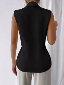Chiquease 墊肩無袖襯衫