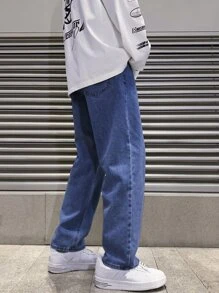 Men Slant Pocket Loose Jeans