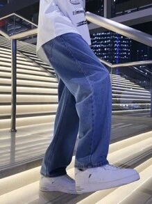 Men Slant Pocket Loose Jeans