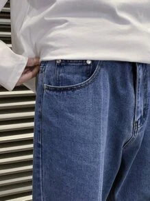 Men Slant Pocket Loose Jeans