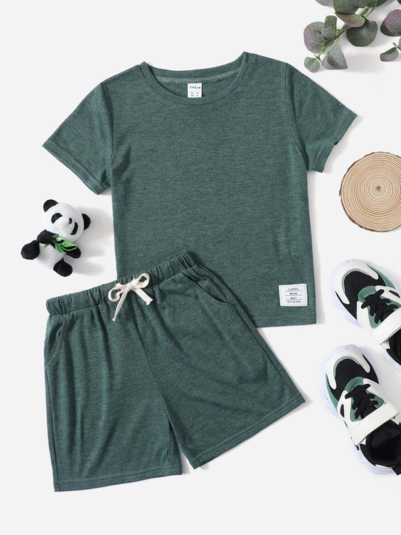 SHEIN Young Boy Letter Patch Detail Tee & Drawstring Waist Shorts