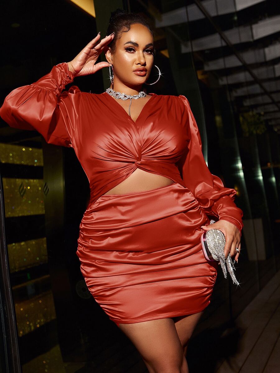 Glamaker Plus Cut Out Twist Front Lantern Sleeve Ruched Satin Bodycon Dress - Red - View 1