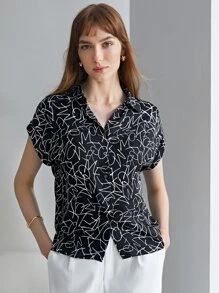 MOTF PREMIUM SILK BATWING SLEEVE SHIRT - Black and White - View 4