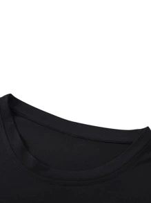 Manfinity Homme Men Plus Slogan Graphic Curved Hem Tee - Black - View 4