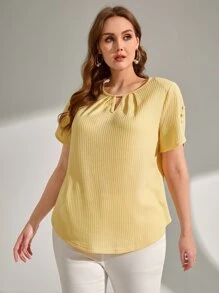 SHEIN LUNE Plus Keyhole Neckline Fold Pleated Pearls Beaded Tee - Yellow - View 5