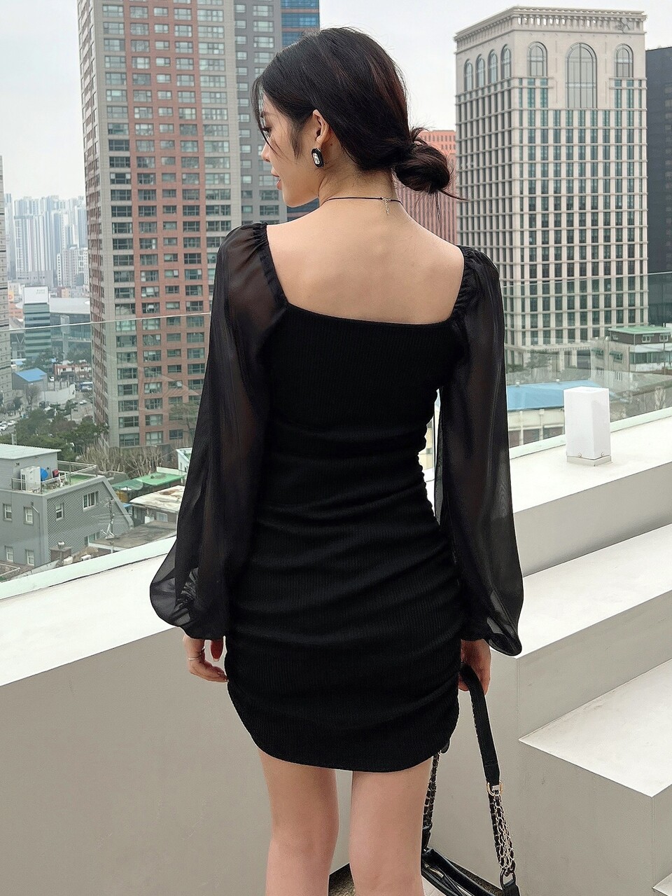 Square Neck Contrast Mesh Lantern Sleeve Ruched Dress