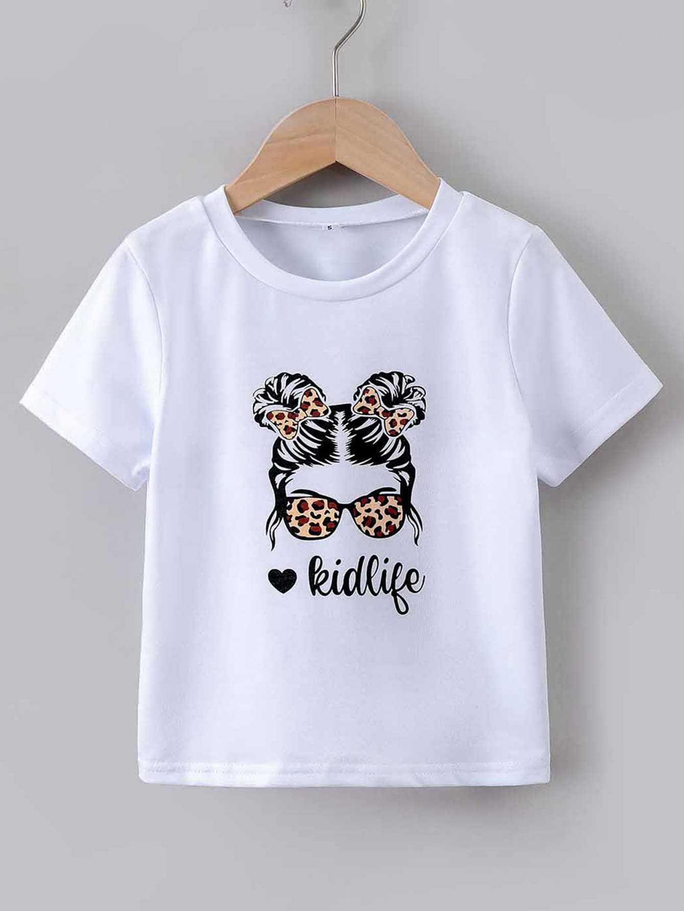 SHEIN Young Girl Figure & Letter Graphic Tee - White - View 1