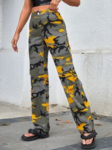 SHEIN Tall Camo Print Flap Pocket Side Cargo Jeans - Multicolor - View 3