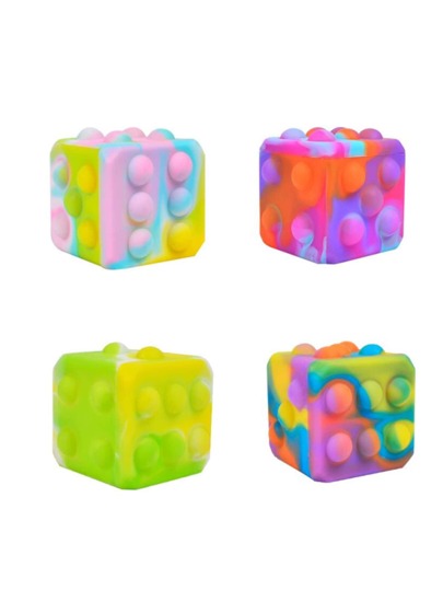 1 pezzo Spremere il giocattolo casuale cubo a forma di