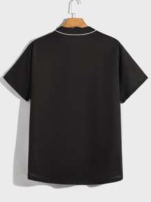 Manfinity RebelGame Loose Fit Men Slogan Graphic Contrast Piping Shirt - Black - View 2