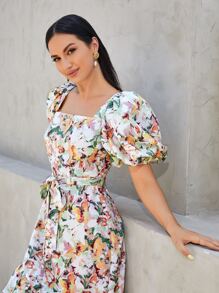 SHEIN Clasi Vestido con cinturón con estampado floral de manga farol bajo a capas - Multicolor - Ver 3